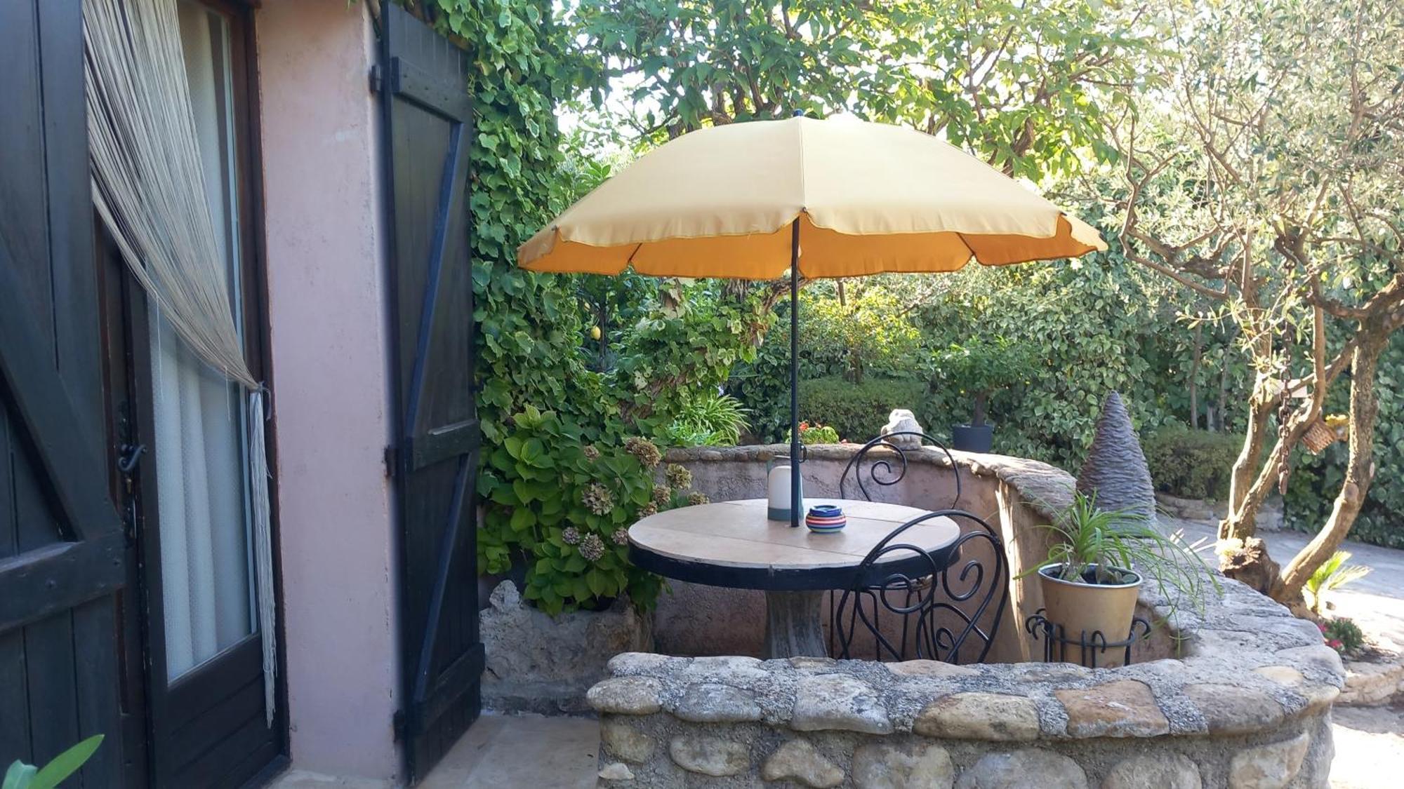 La Sapiniere -Chambres Climatisees Buisson Exterior photo
