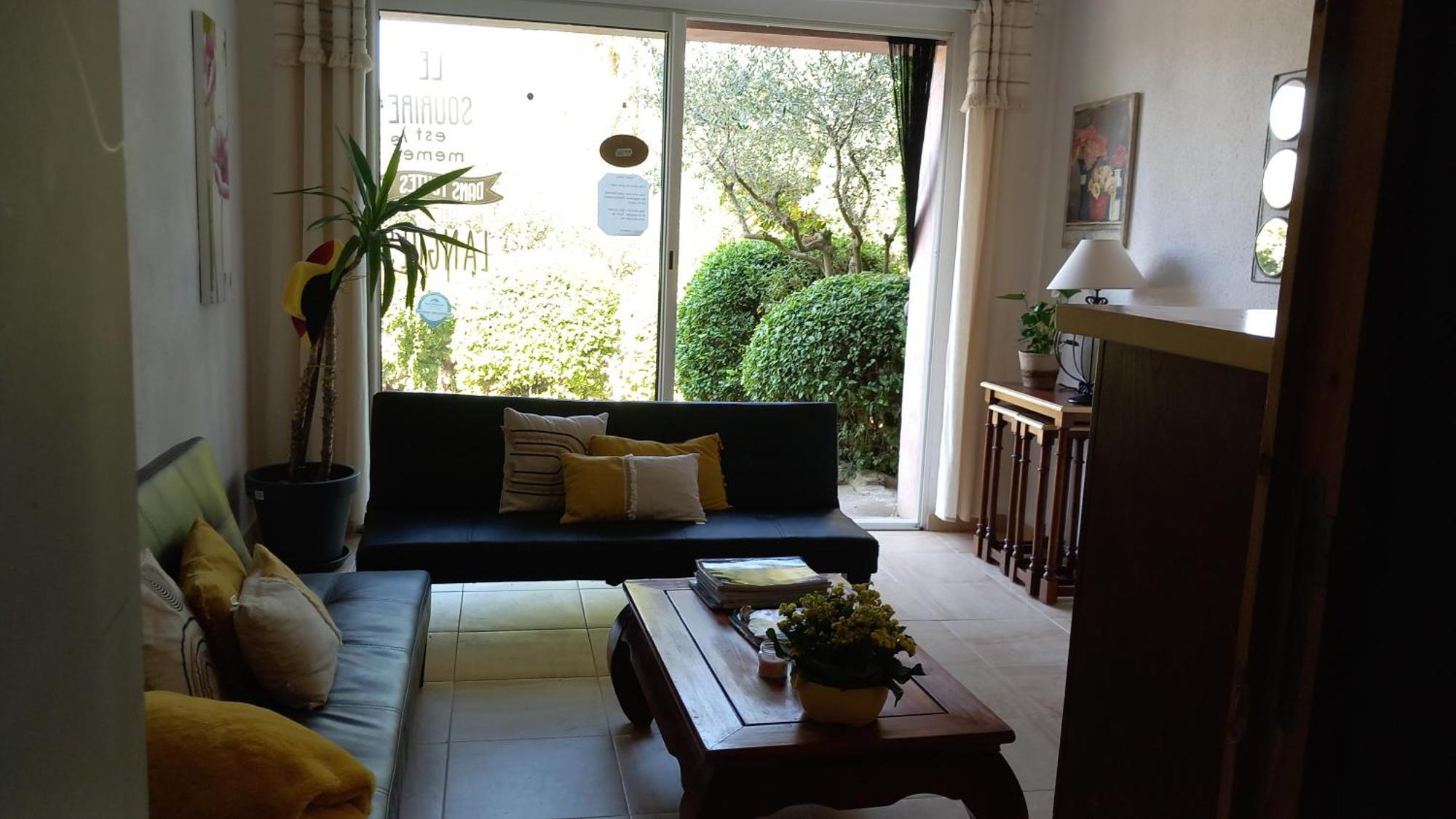 La Sapiniere -Chambres Climatisees Buisson Exterior photo